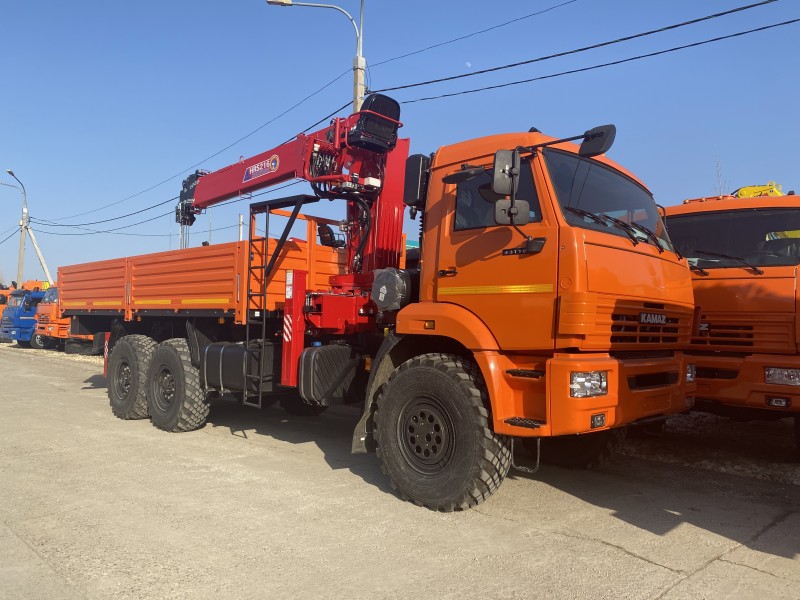 Автомобиль бортовой 438240 на шасси Камаз 43118-23027-50 с КМУ HORYONG HRS216
