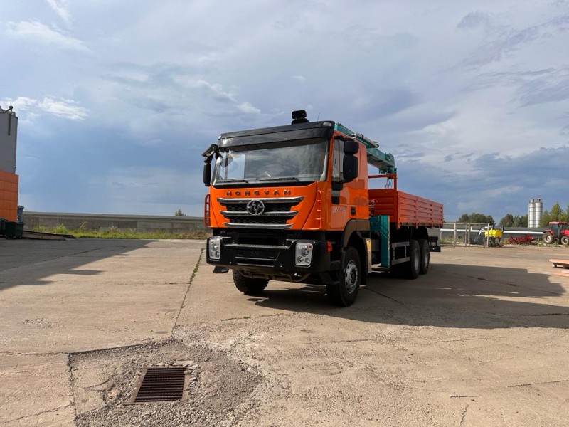 Автомобиль бортовой 4382Н0 на шасси HONGYAN CQ3346HV39D  с КМУ HKTC8026