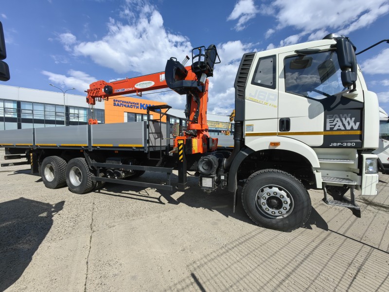 Автомобиль бортовой 6х4 на шасси FAW 3250 c КМУ KANGLIM 1256